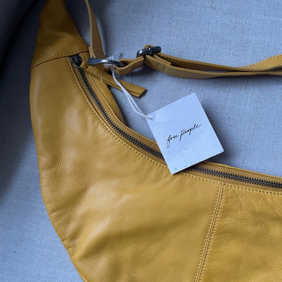 NWT Free People Idle Hands Sling Bag - Picture 7 of 11